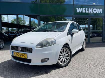 Fiat Grande Punto 1.4-16V Ed. Lusso INRUILKOOPJE!