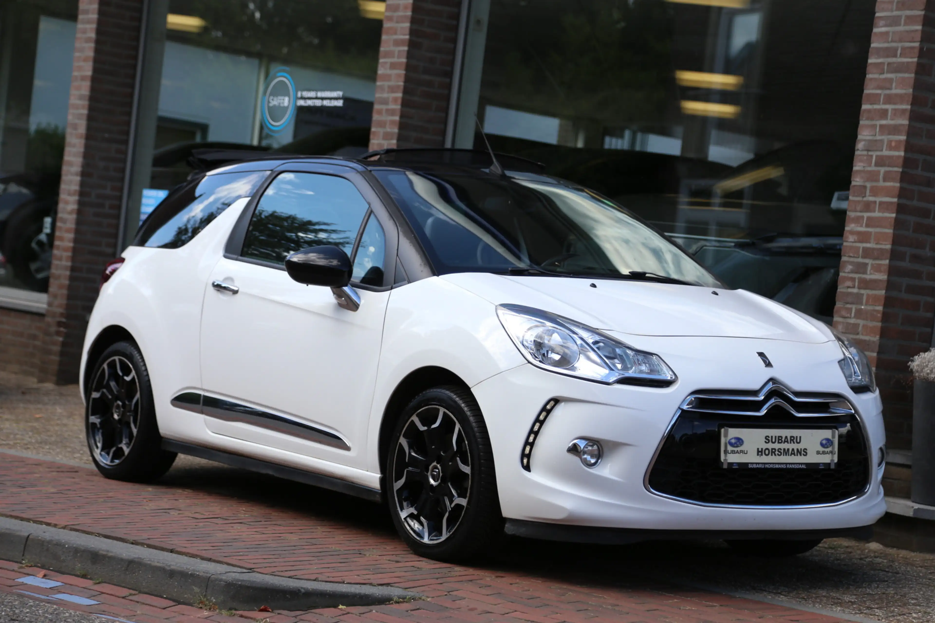 Citroen DS3 Cabrio 1.6 THP Sport Chic Navi — photo 14