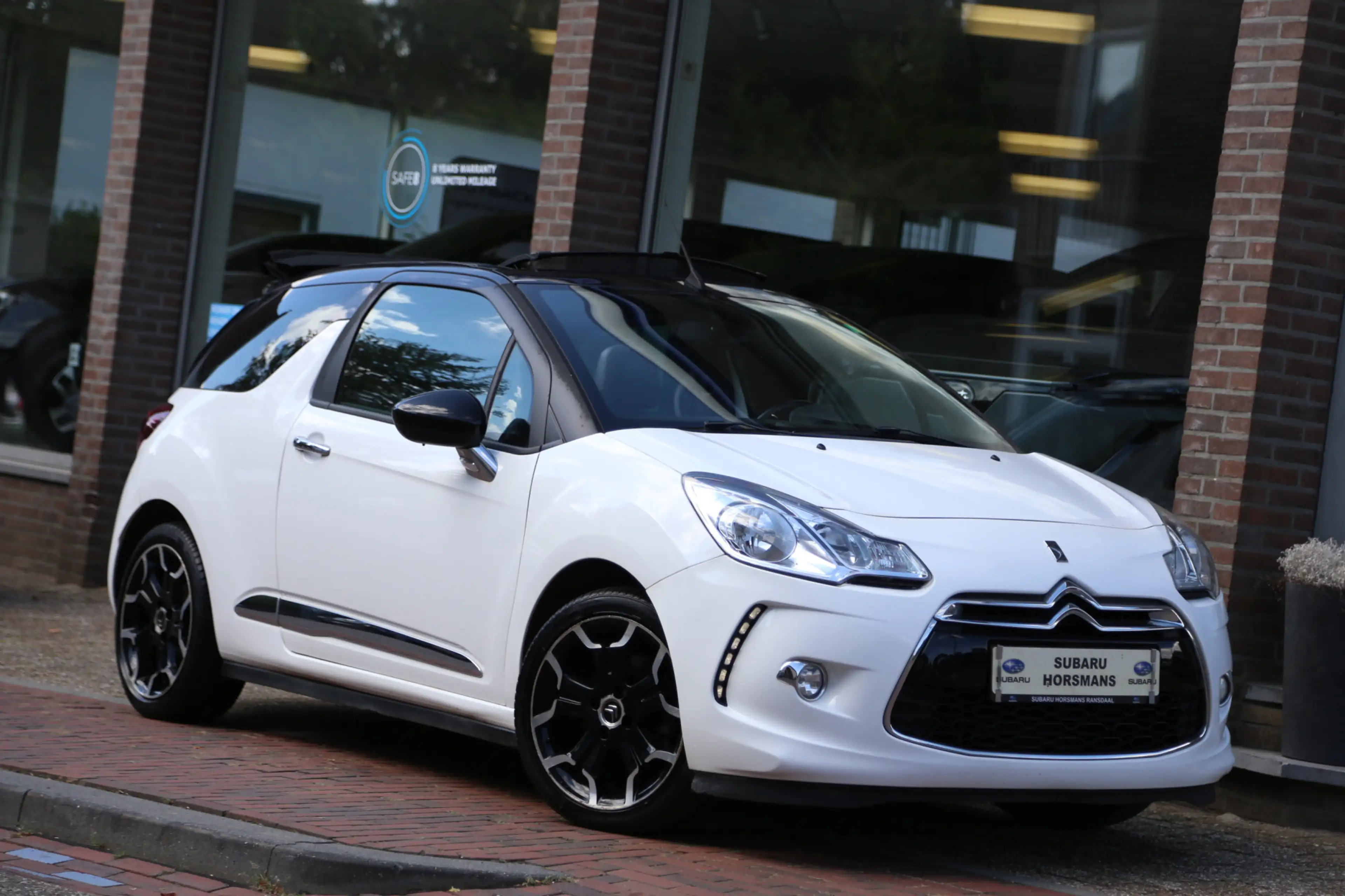 Citroen DS3 Cabrio 1.6 THP Sport Chic Navi