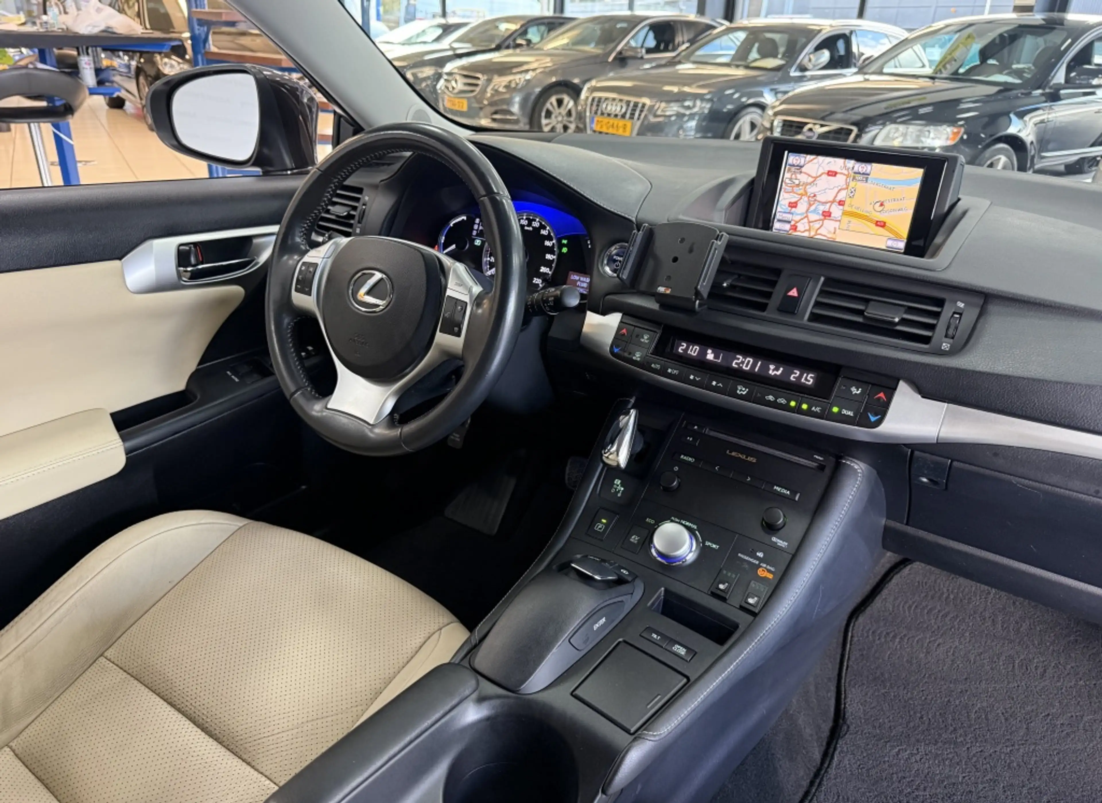 Lexus CT 200h Business L. Pro Bovag Automaat — photo 17