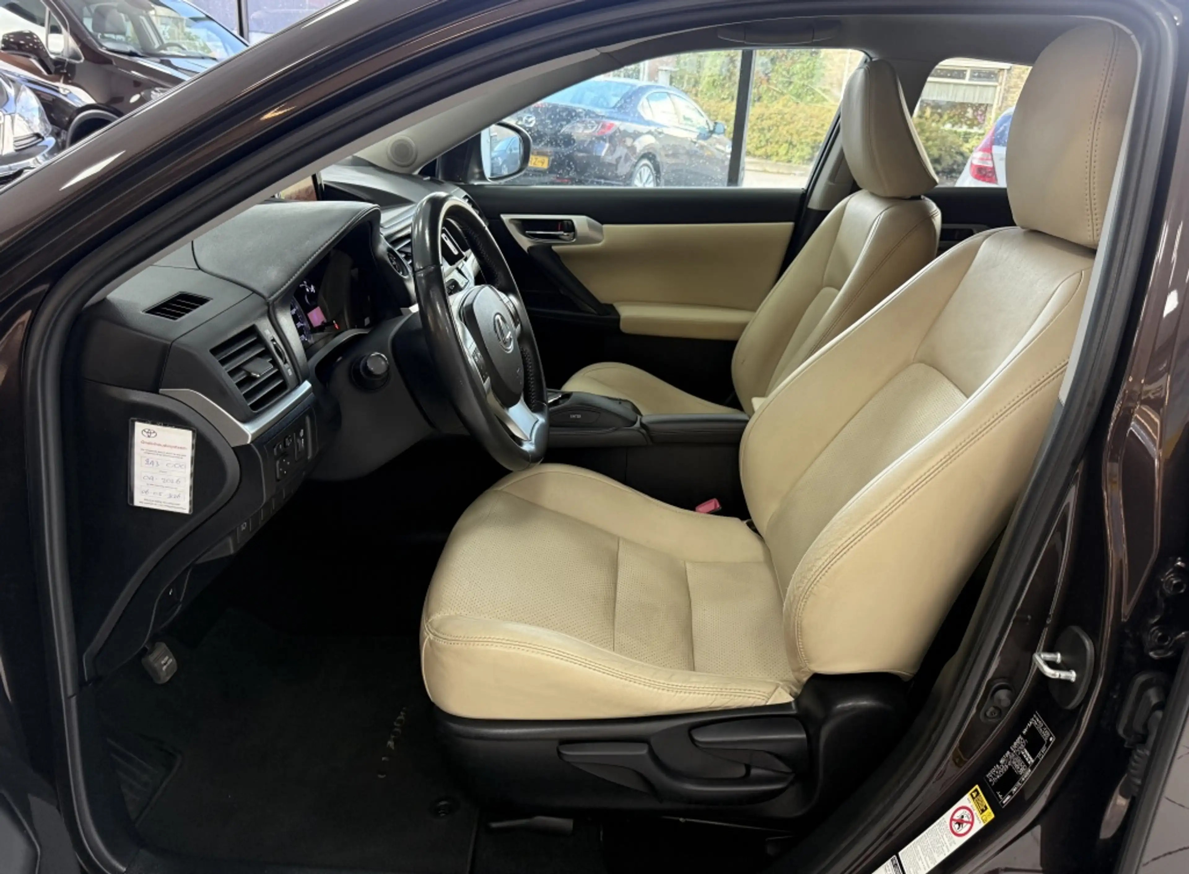Lexus CT 200h Business L. Pro Bovag Automaat — photo 28