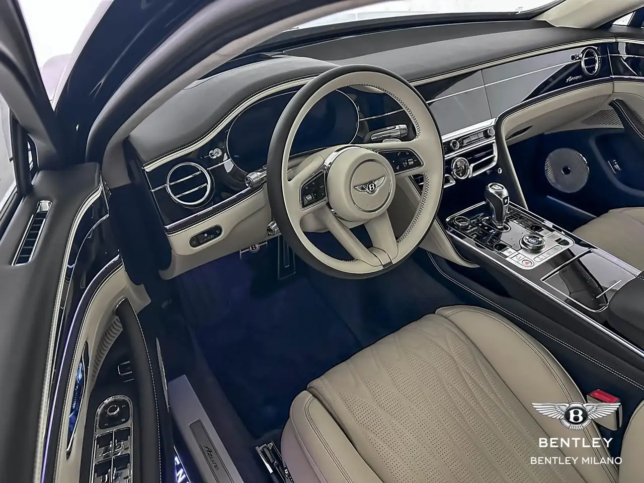 Bentley Flying Spur 2025 — фото 10