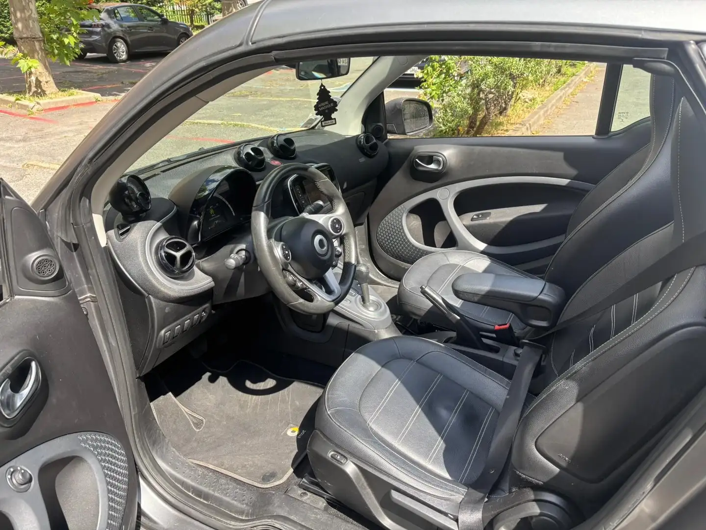 smart forTwo Cabrio 1.0 71 ch S&S BA6 Passion - 2