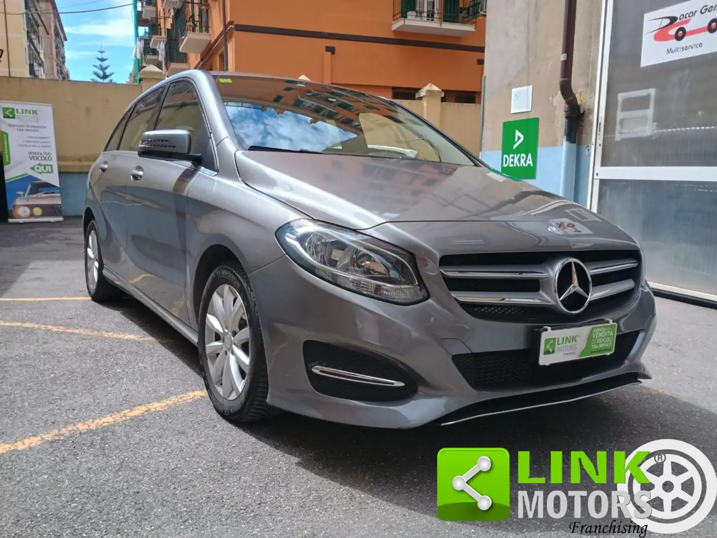 Mercedes-Benz B 180 d Executive GUARDA L'OFFERTA!!! Argento - 1