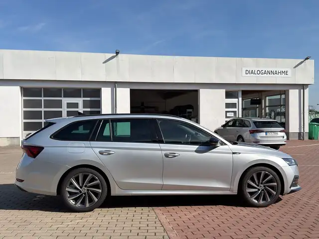 Skoda Octavia view 11