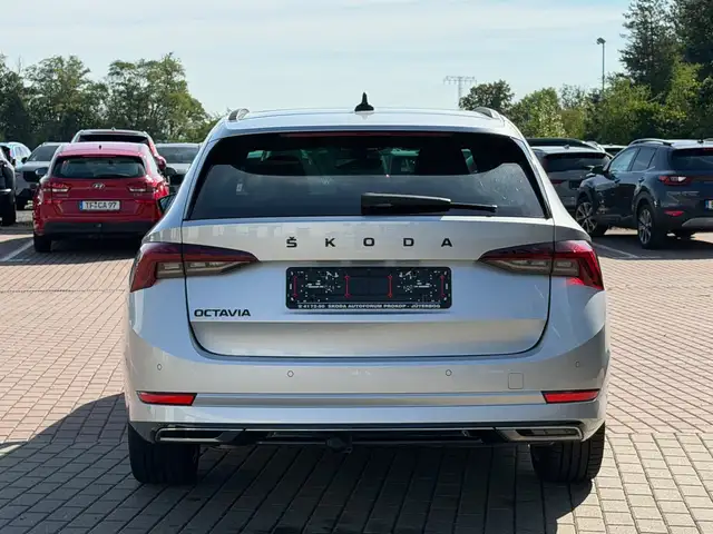 Skoda Octavia view 9
