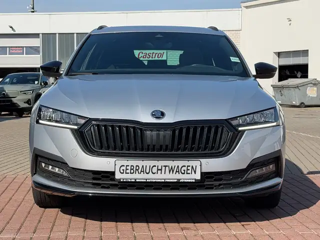 Skoda Octavia view 13