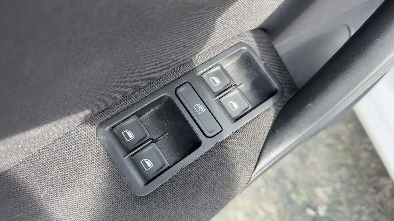 Volkswagen Polo Citadine 5 portes — photo 24