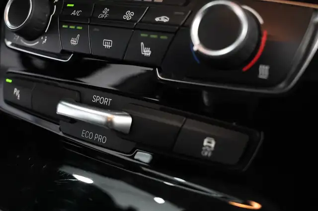 BMW 2 Series view 20