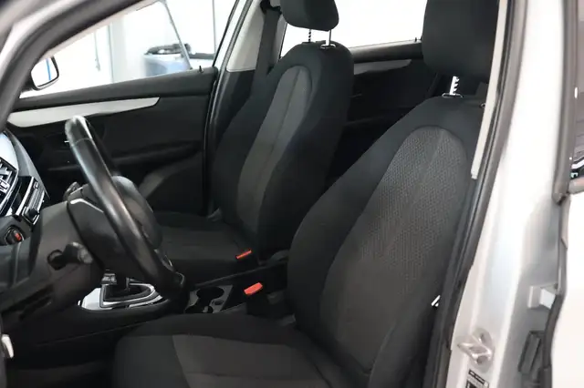BMW 2 Series view 16