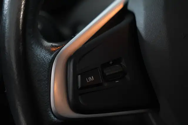BMW 2 Series view 14