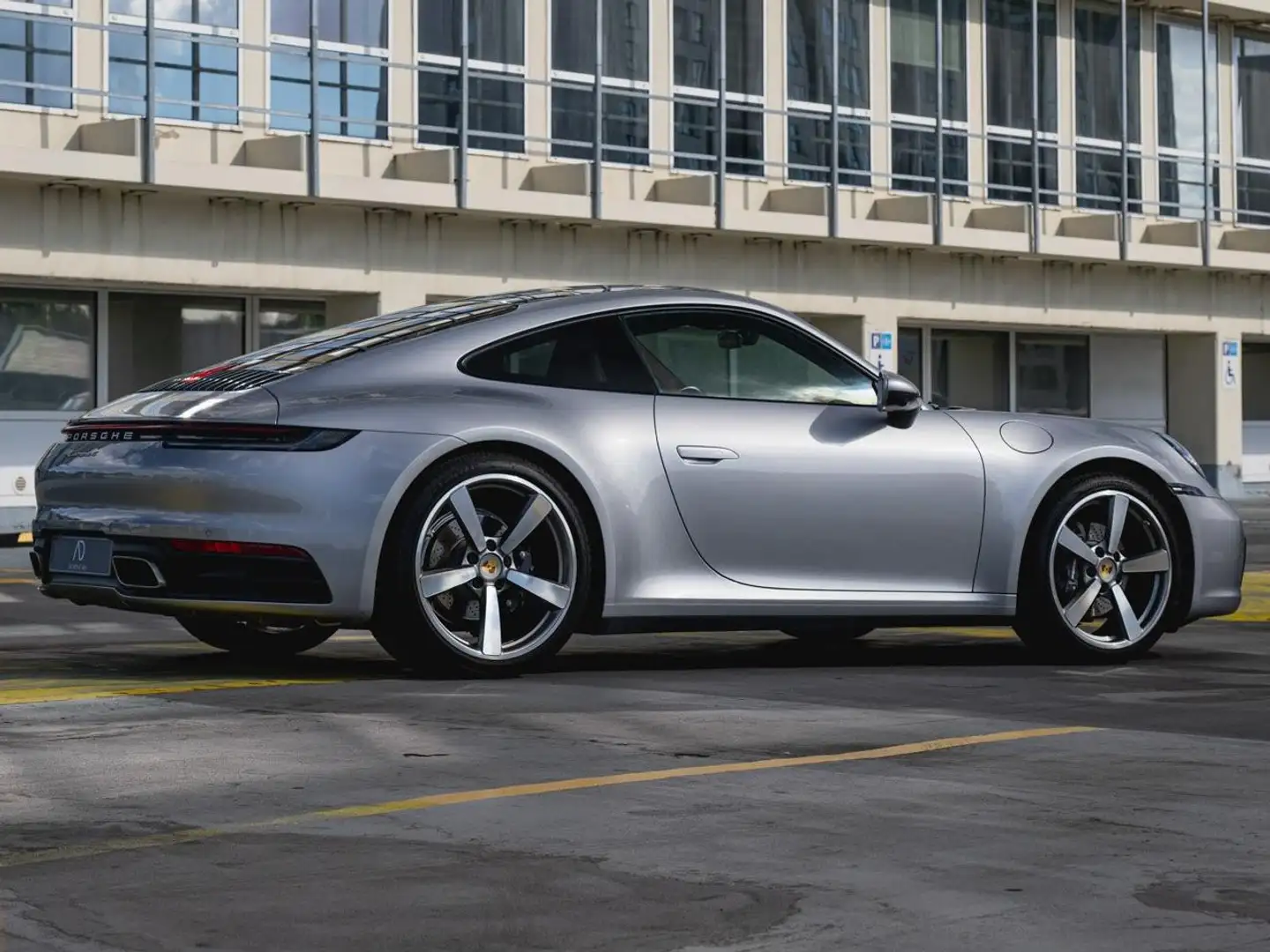 Porsche 992 911 Carrera 2T 3.0 Turbo Coupé PDK Silber - 2