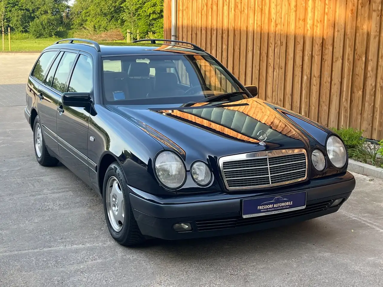 Mercedes-Benz E 250 E250T Turbodiesel Kombi S210, Klima, 2. Hand, foto 2