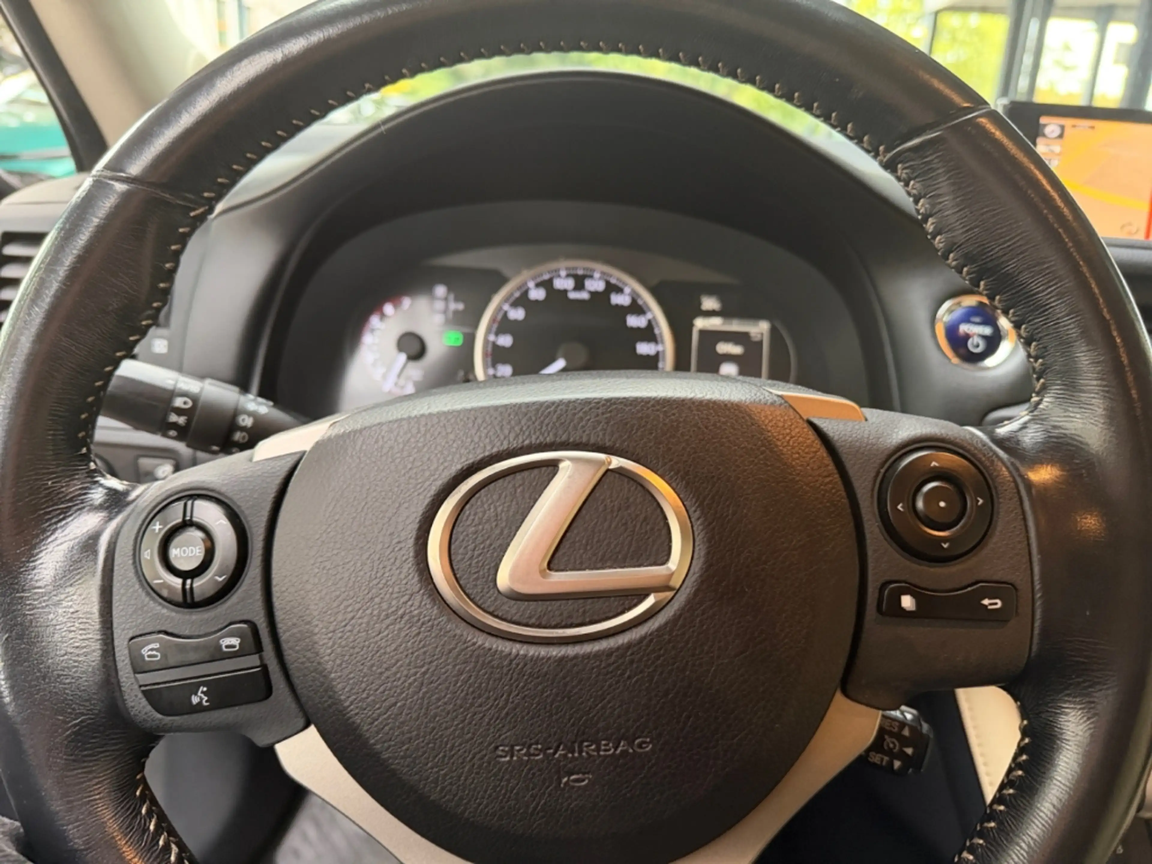 Lexus CT 200h Luxury Line *LED*el. Sitze*Levinson*CAM* — photo 13