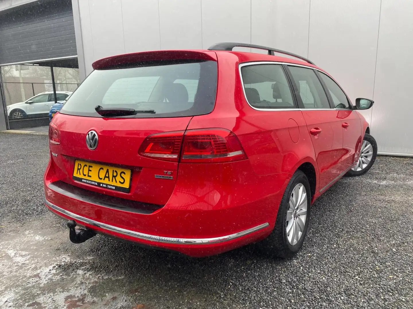Volkswagen Passat Variant 1.4 TSI Comfortline BlueMotion | Trekhaak|PDC|Clim Rood - 2