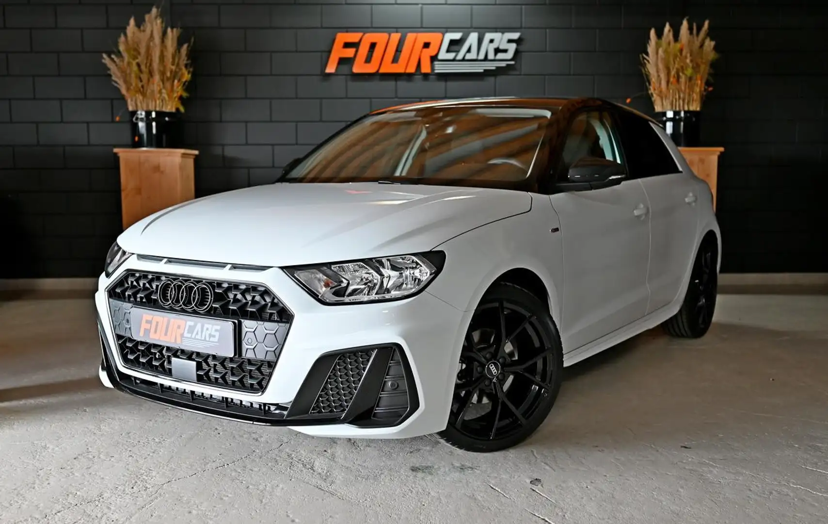 Audi A1 SPORTBACK 30 TFSI Advanced edition | 2024 | 1974 K Wit - 1