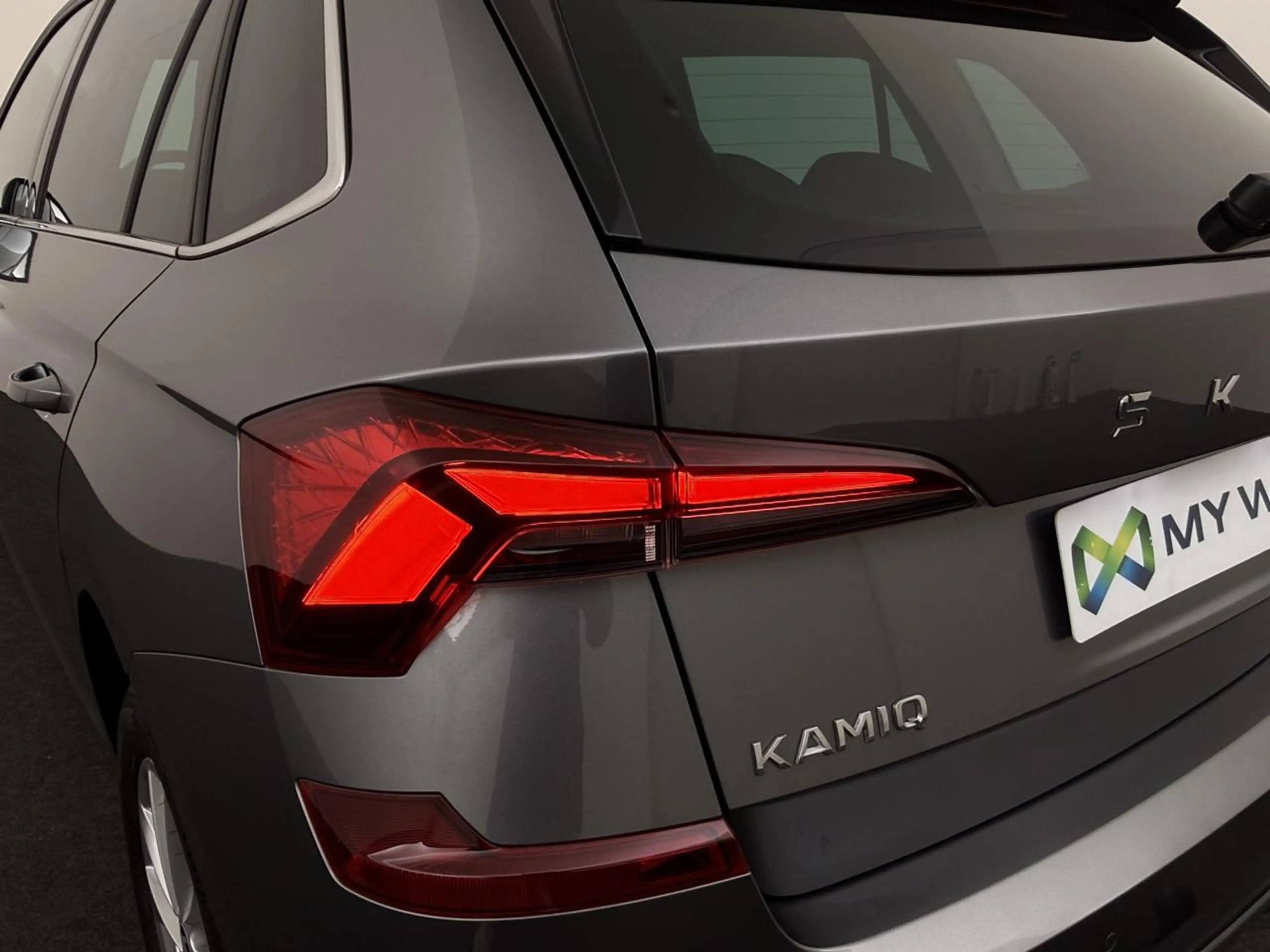 Skoda Kamiq 1.0 TSI Corporate DSG — photo 5