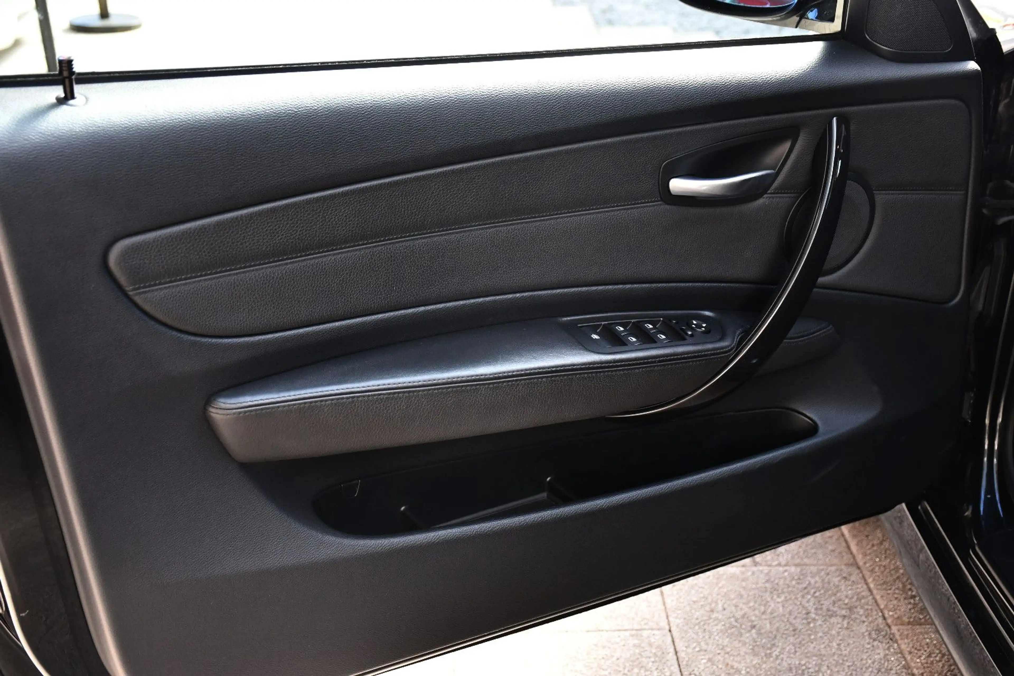 BMW 125 i 3.0l 6Zyl Cabrio Leder Navi M-Technic Fahrw — photo 7
