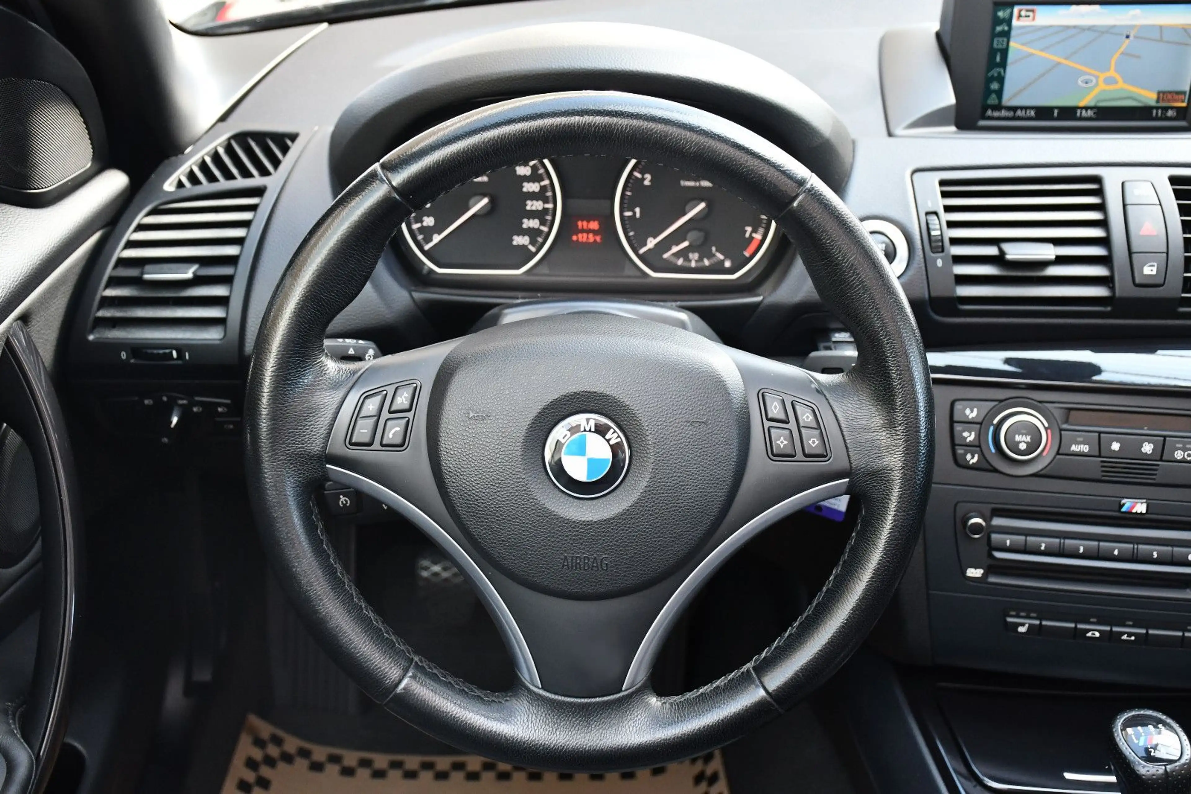 BMW 125 i 3.0l 6Zyl Cabrio Leder Navi M-Technic Fahrw — photo 11