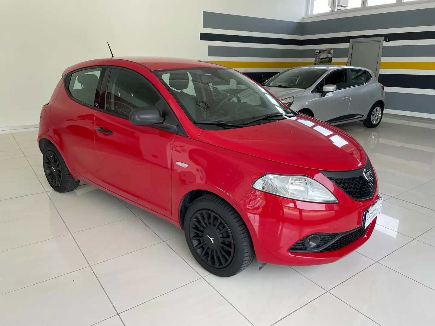 Lancia Ypsilon Ypsilon 1.2 MonogRam Gpl 69cv Rosso - 1