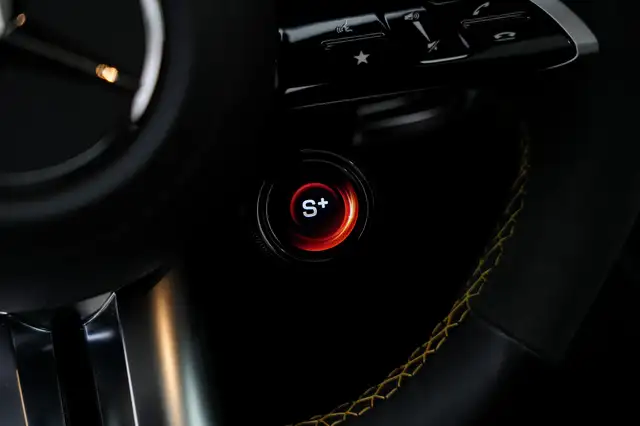 Mercedes-Benz Amg GT view 24