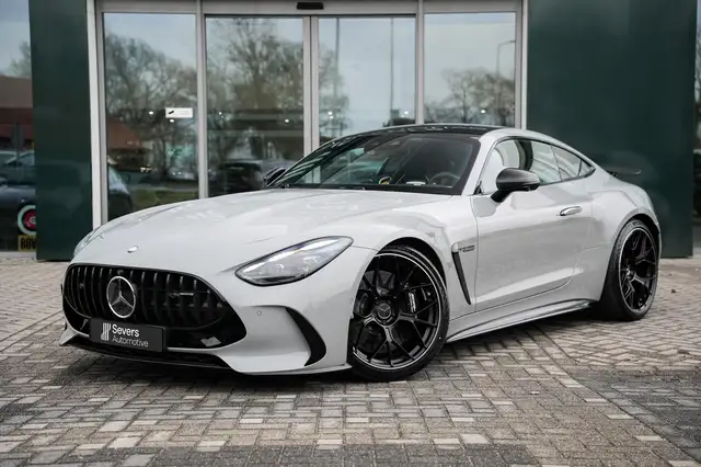 Mercedes-Benz Amg GT view 2