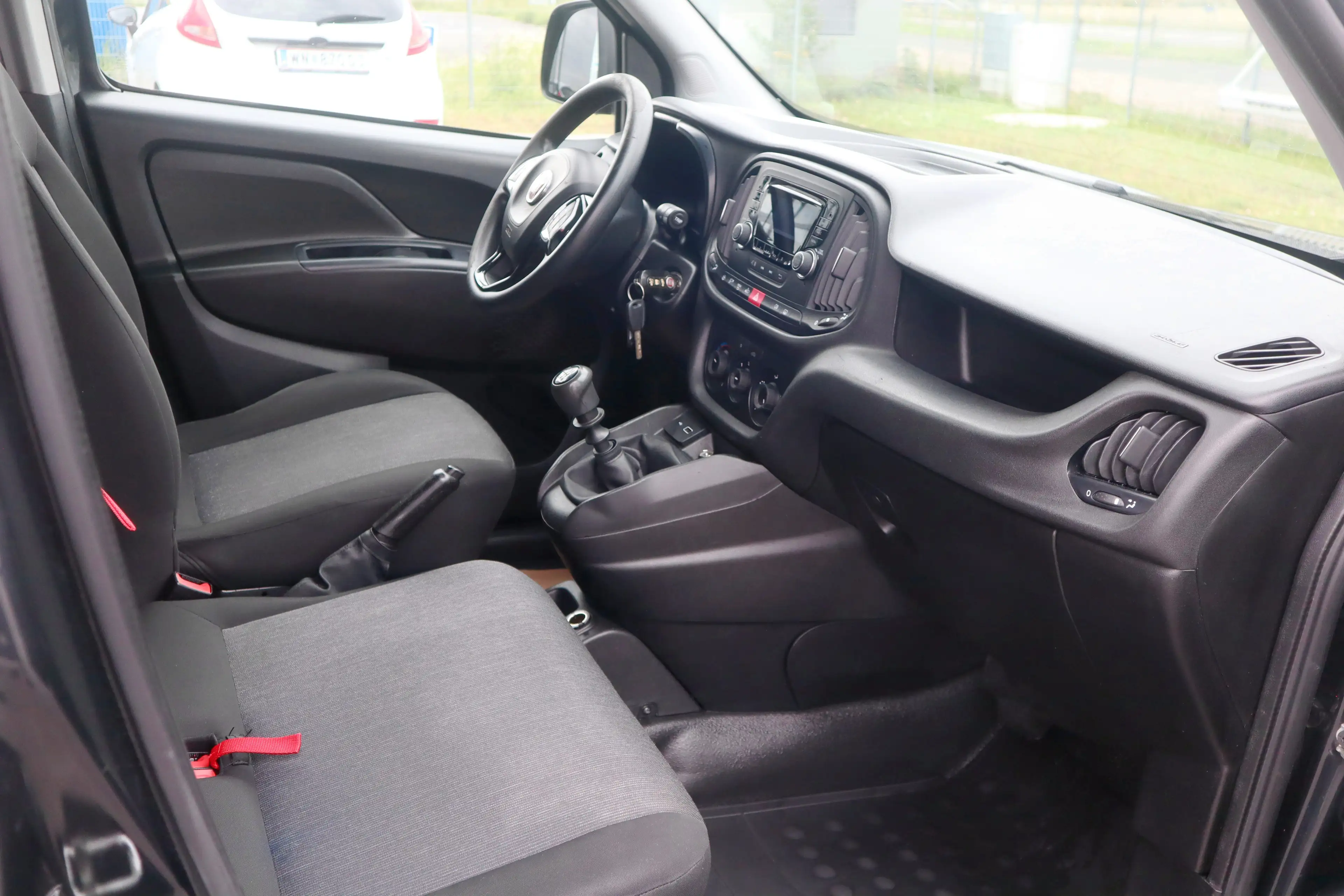 Fiat Doblo Doblo Cargo L2H1 SX 1,6 MultiJet 105 *1.Besitz* — photo 5