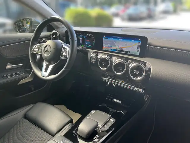 Mercedes-Benz CLA view 8