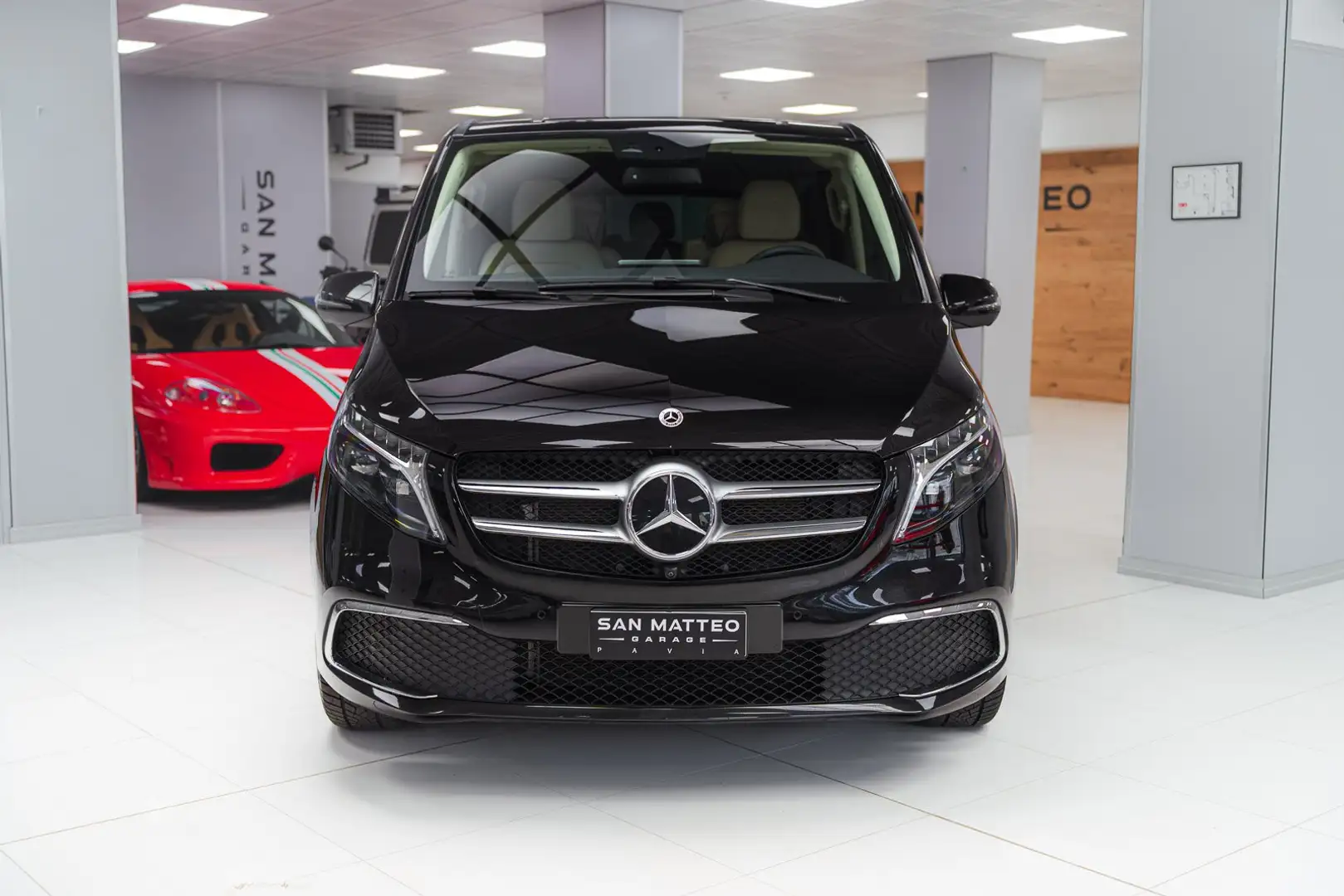 Mercedes-Benz V Viano V PREMIUM 300d Extralong - 2