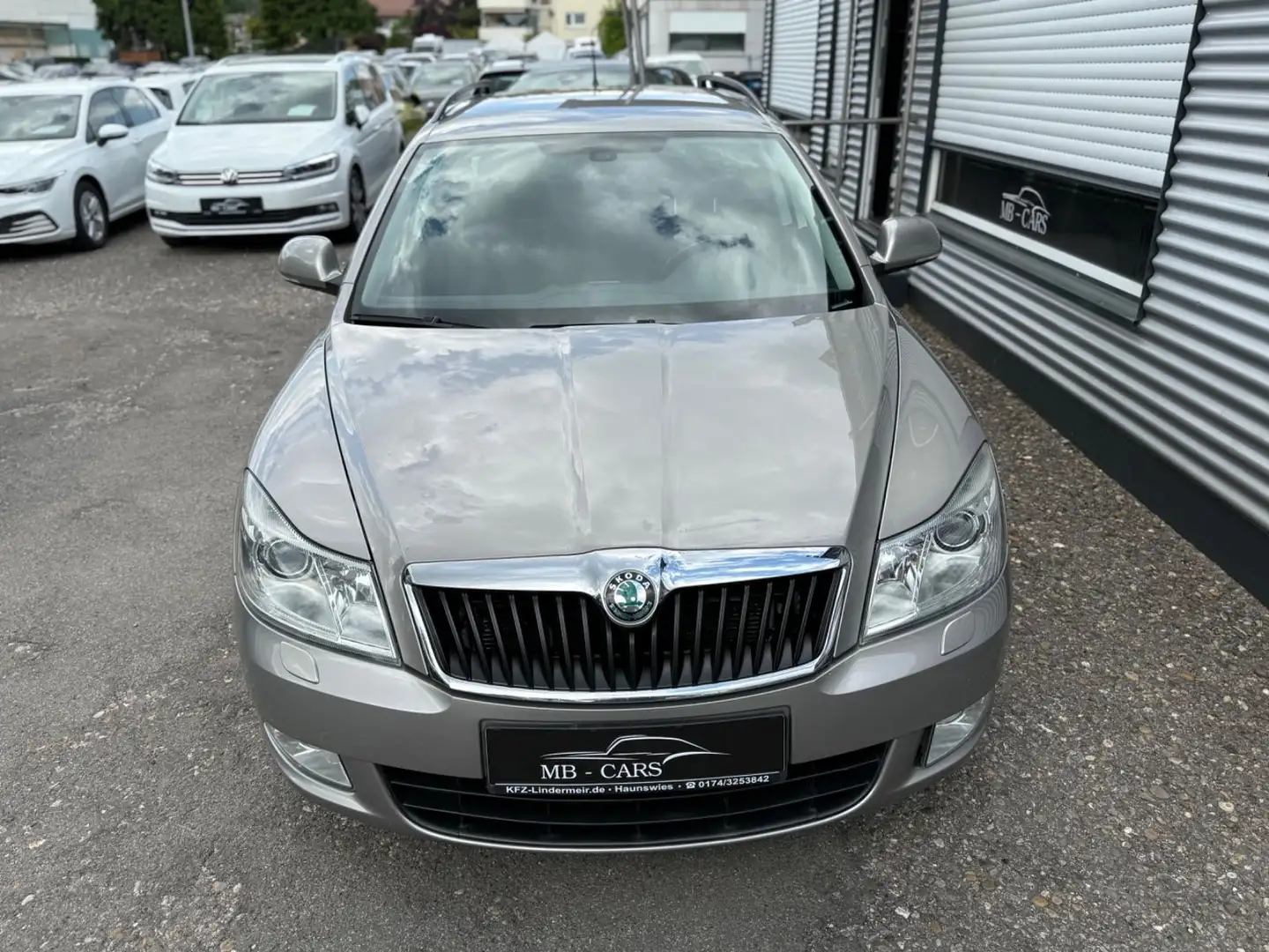 Skoda Octavia Combi Ambition*XENON*PDC*ALU* Beige - 2