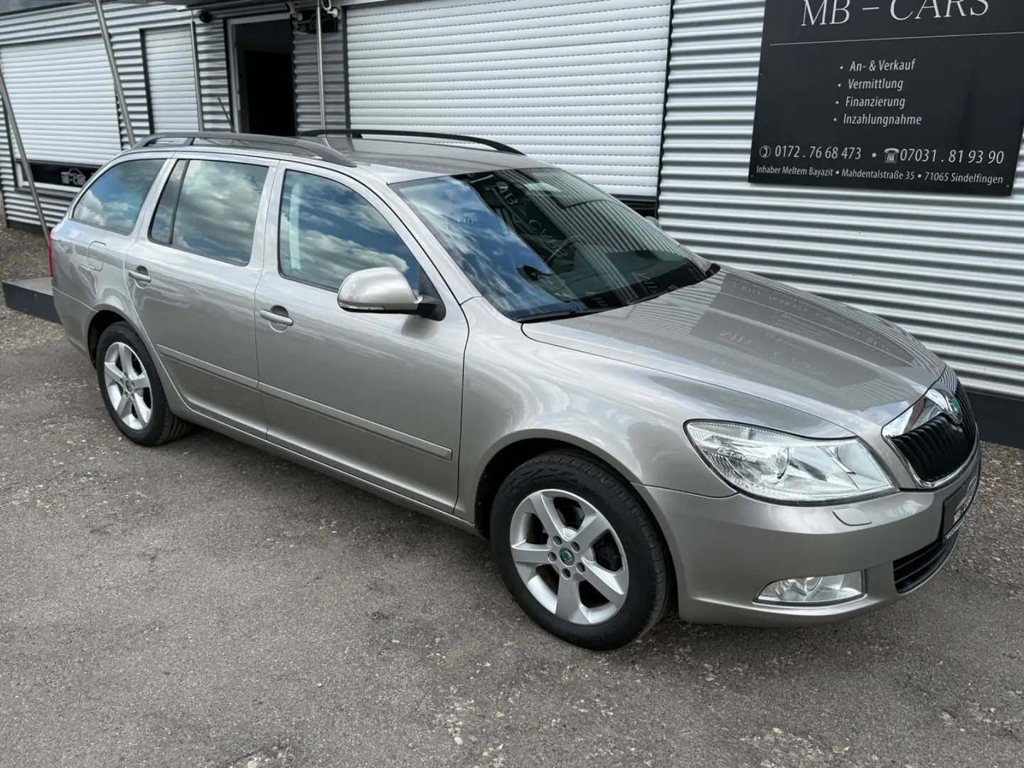 Skoda Octavia Combi Ambition*XENON*PDC*ALU* Beige - 1