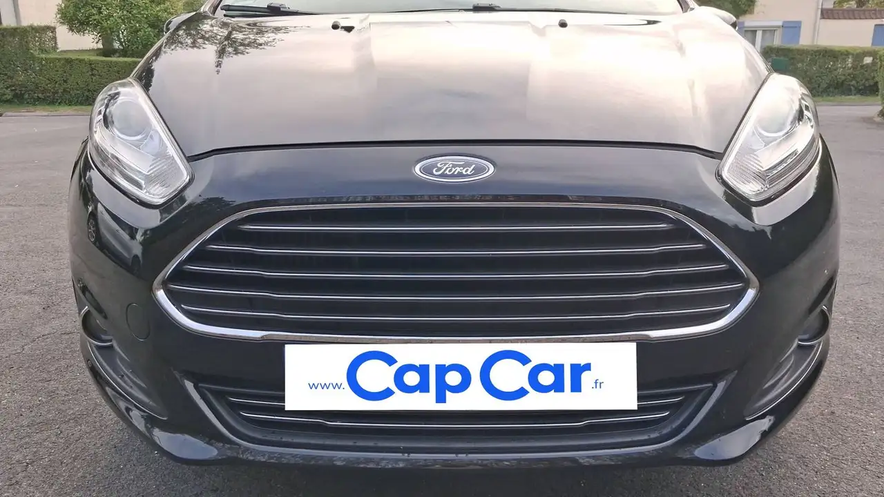 Ford Fiesta 3 portes — photo 20