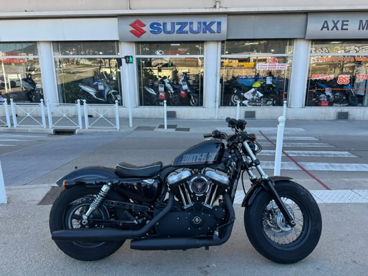 Harley-Davidson Sportster 1200 Noir - 1