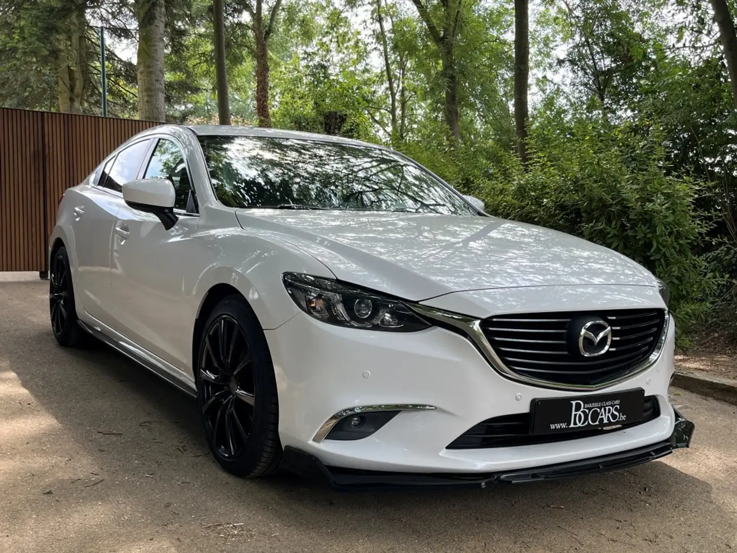 Mazda 6 2.2 Navigatie-Led-Zetelverwarming-PDC-Carplay-19" Alb - 1