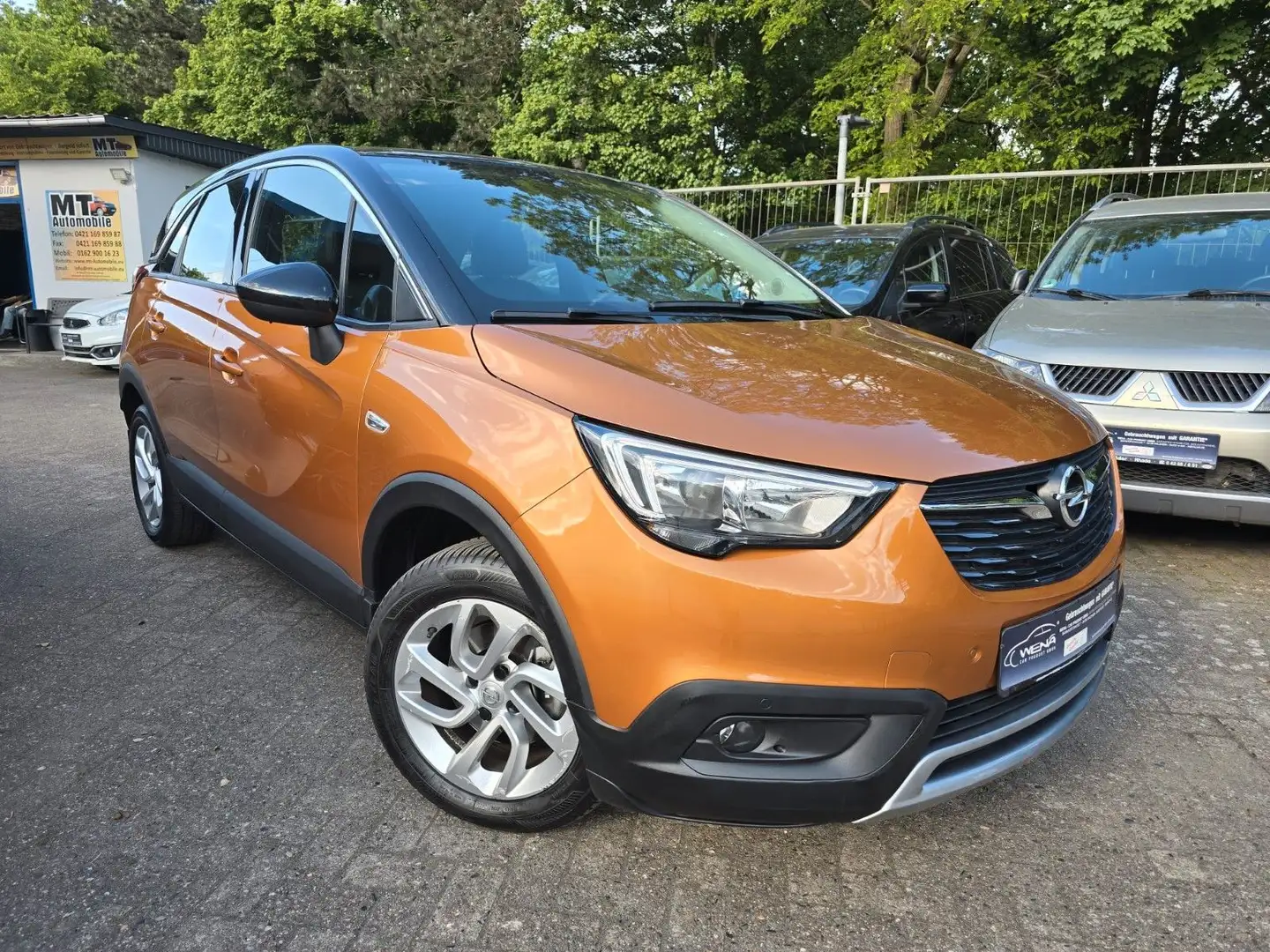 Opel Crossland X Orange - 1