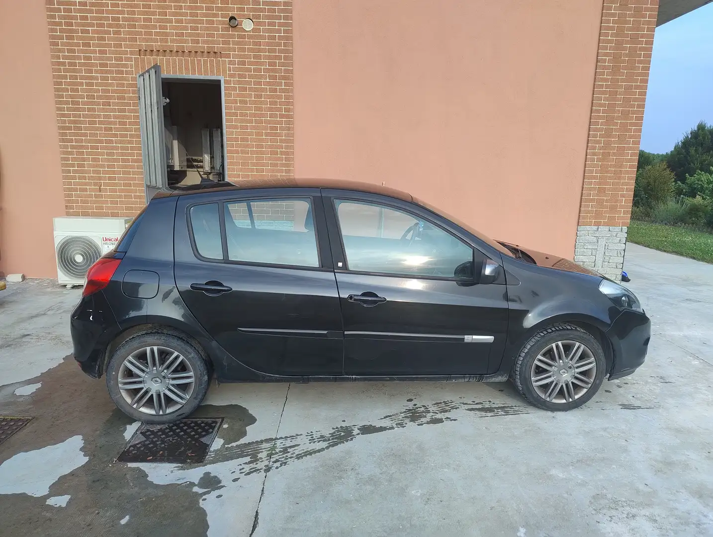 Renault Clio Clio 5p 1.5 dci 20th Anniversario 85cv Nero - 1