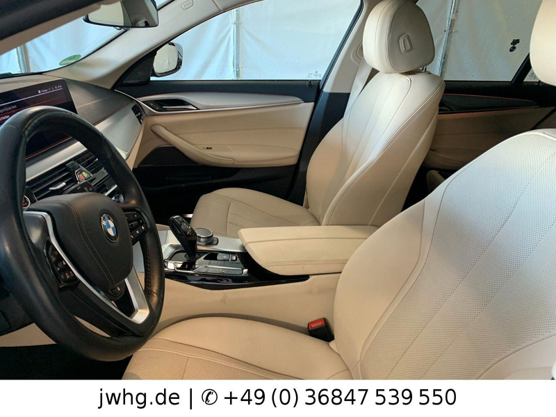 BMW 530 Touring xD|Laser|DrivProf|LiveCockpProf|Pano — photo 10