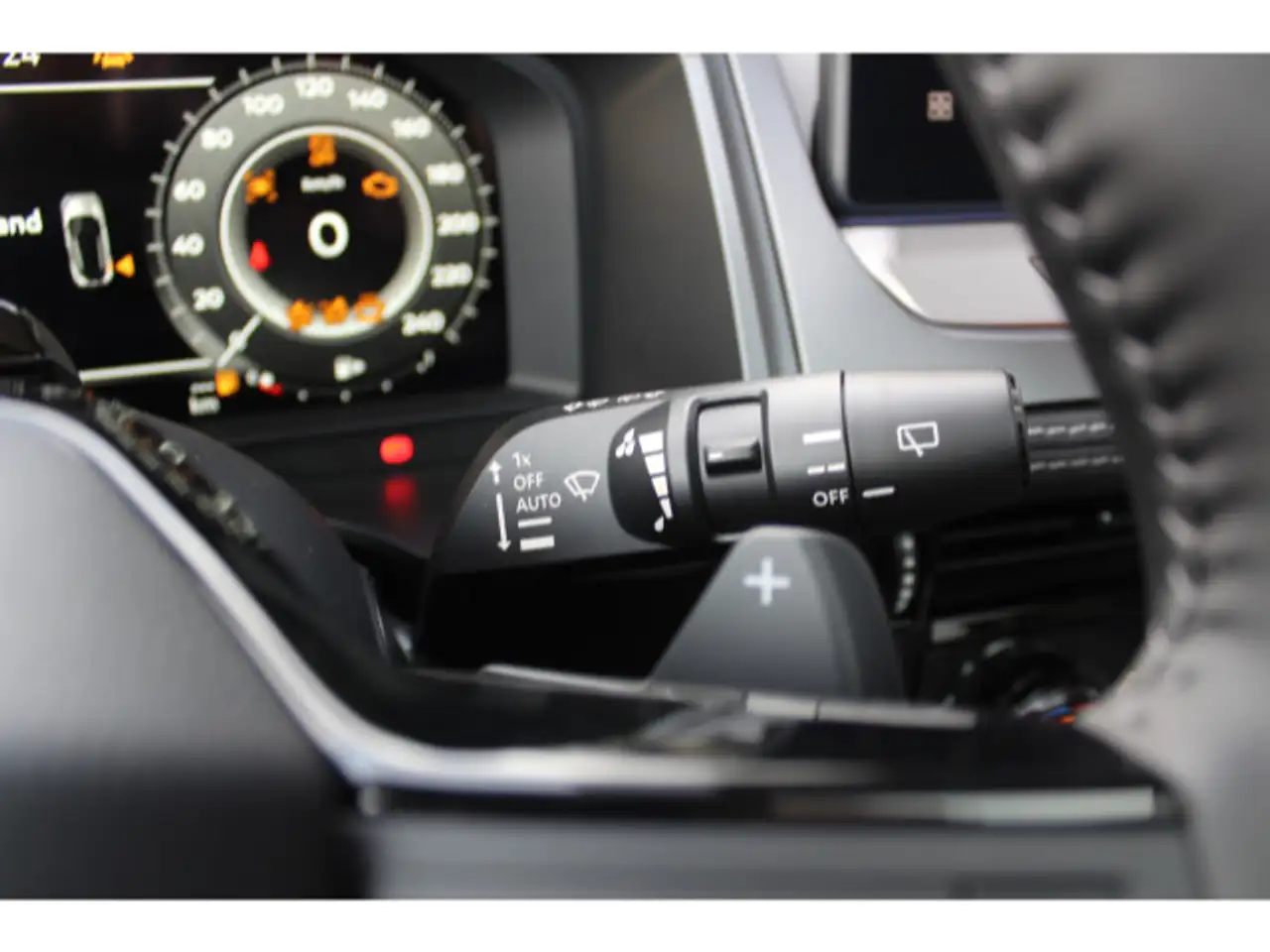 Nissan Qashqai 1.3 DIG-T Tekna+ Automatik 20 Zoll, миниатюра 26