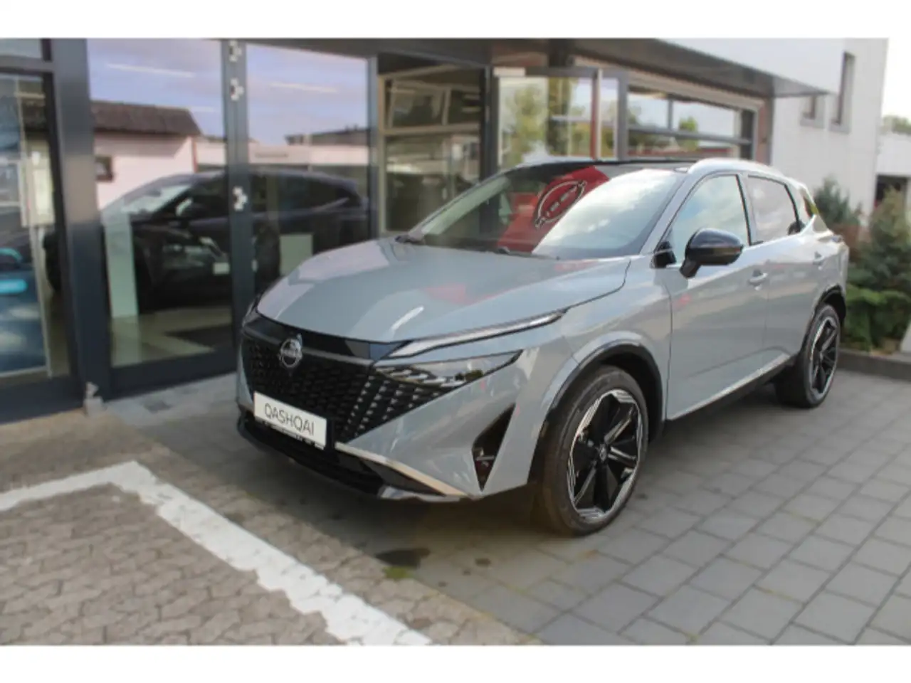 Nissan Qashqai 1.3 DIG-T Tekna+ Automatik 20 Zoll, миниатюра 2