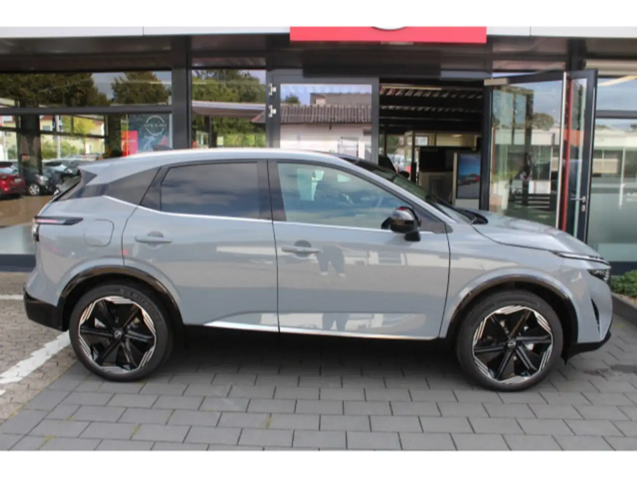 Nissan Qashqai 1.3 DIG-T Tekna+ Automatik 20 Zoll, миниатюра 29