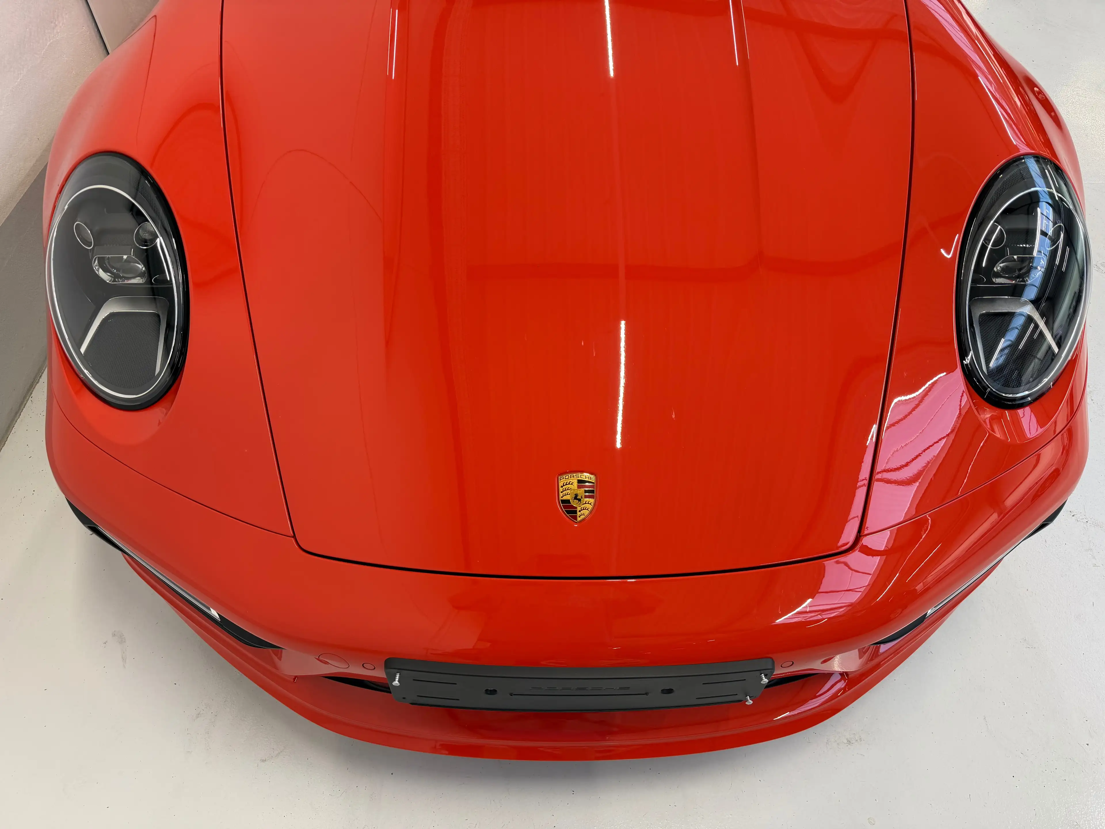 Porsche 911 992 Targa 4S *PTS Lava Orange* — photo 11
