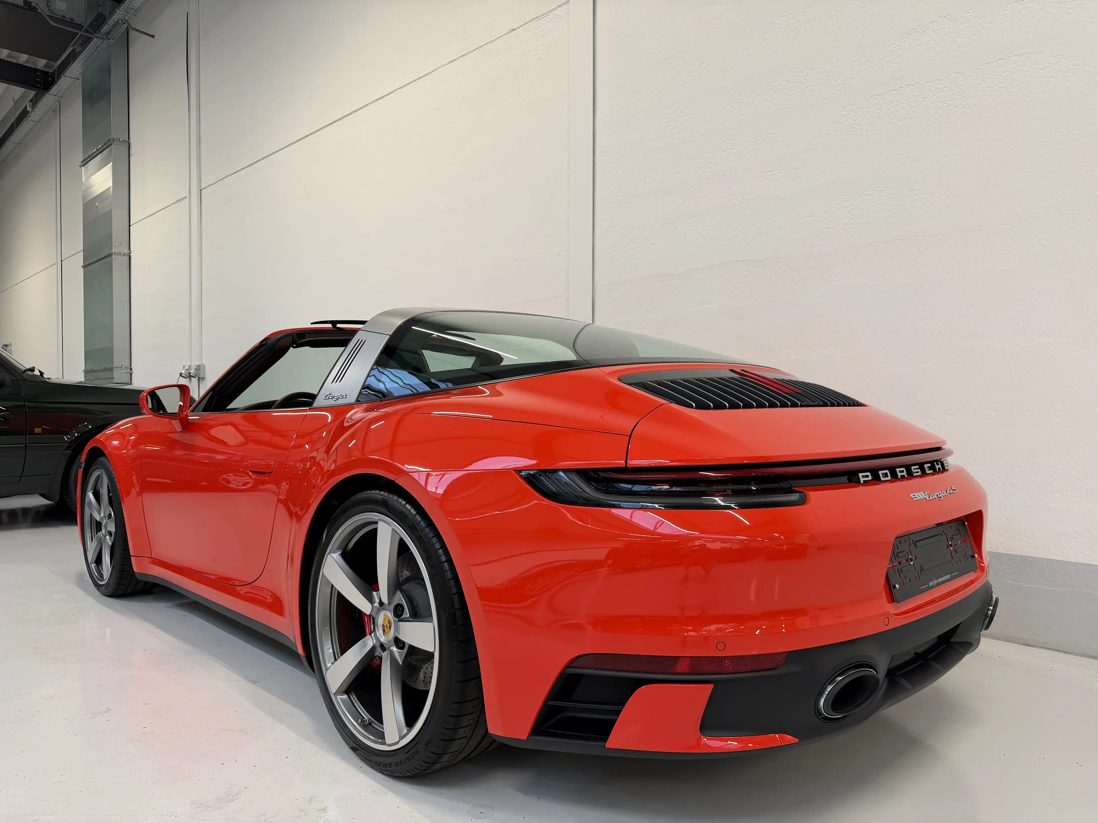 Porsche 911 992 Targa 4S *PTS Lava Orange* — photo 4