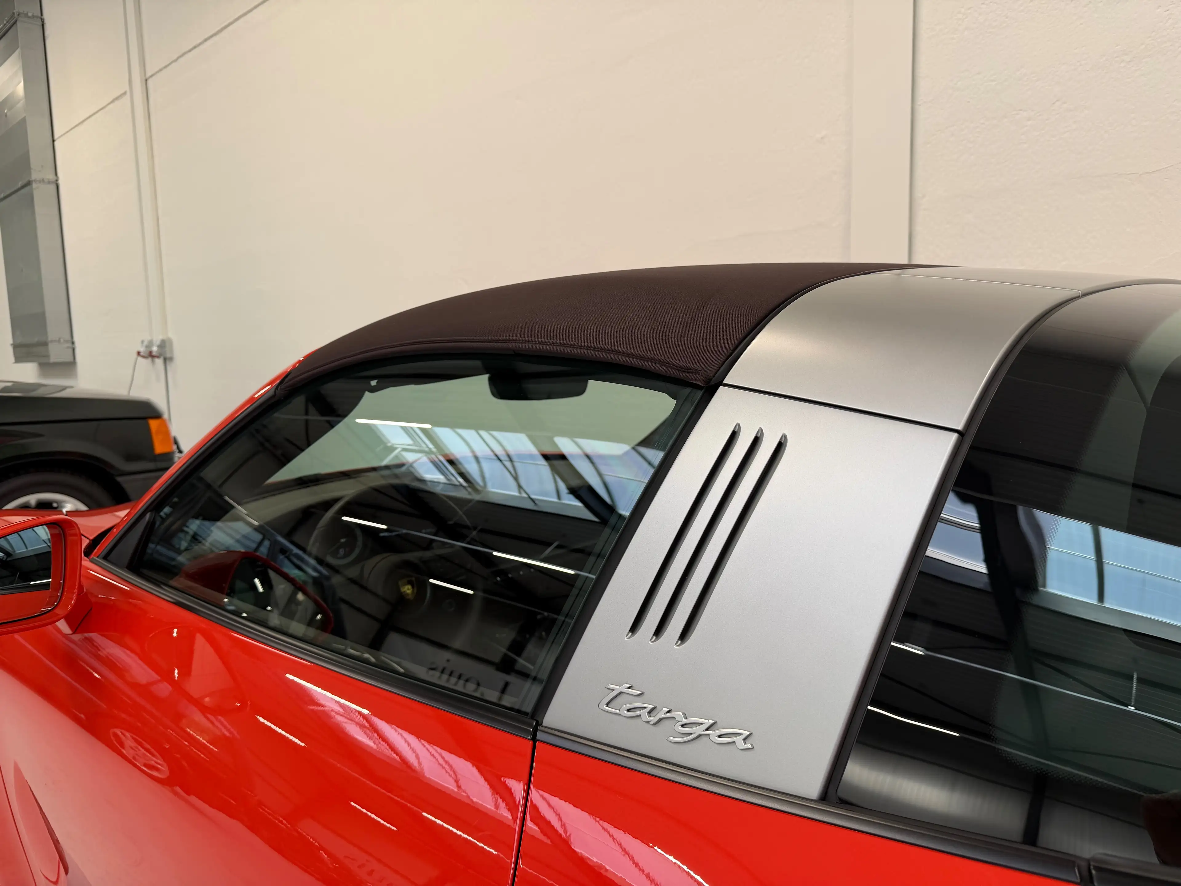 Porsche 911 992 Targa 4S *PTS Lava Orange* — photo 2