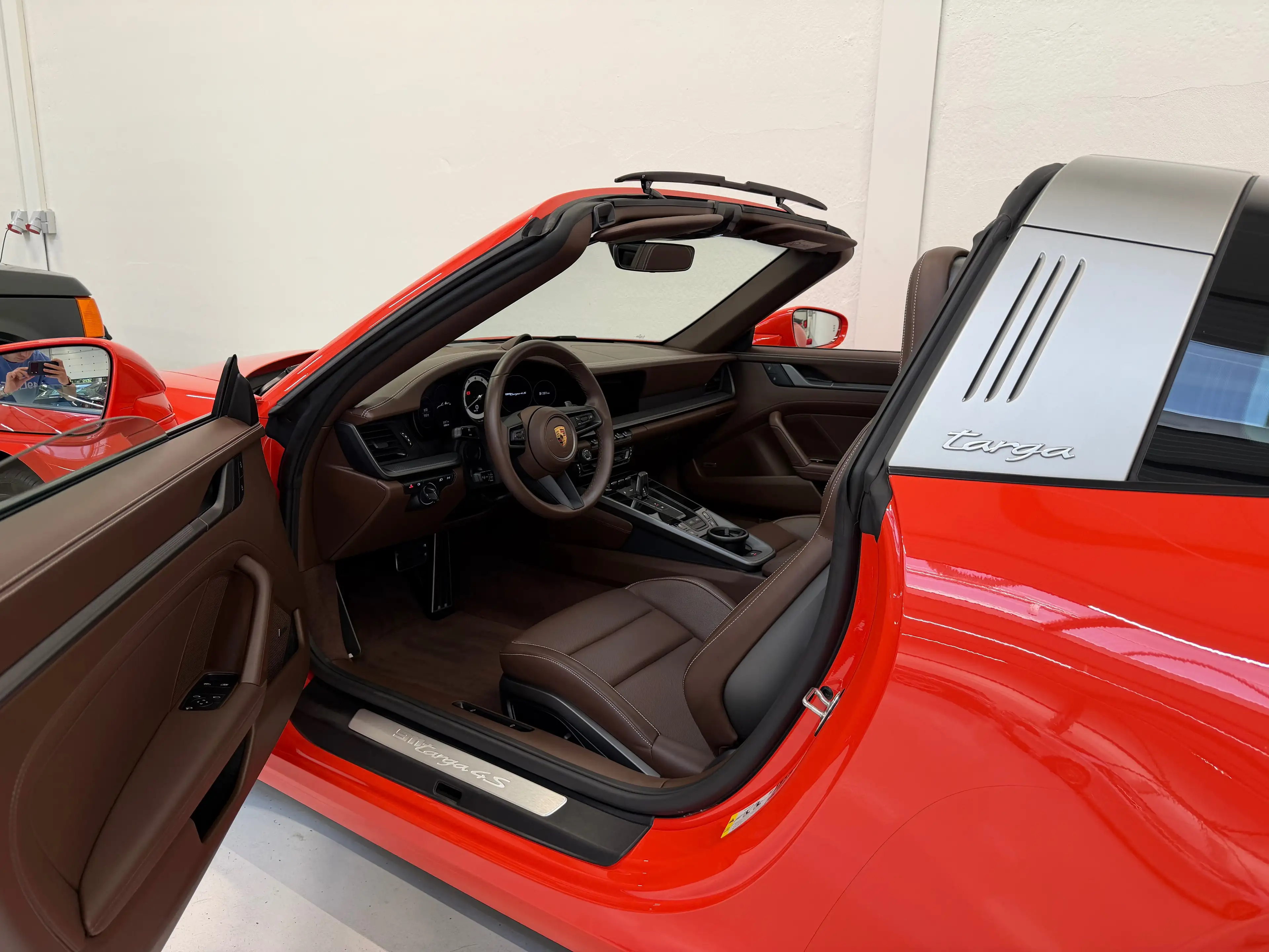 Porsche 911 992 Targa 4S *PTS Lava Orange* — photo 13
