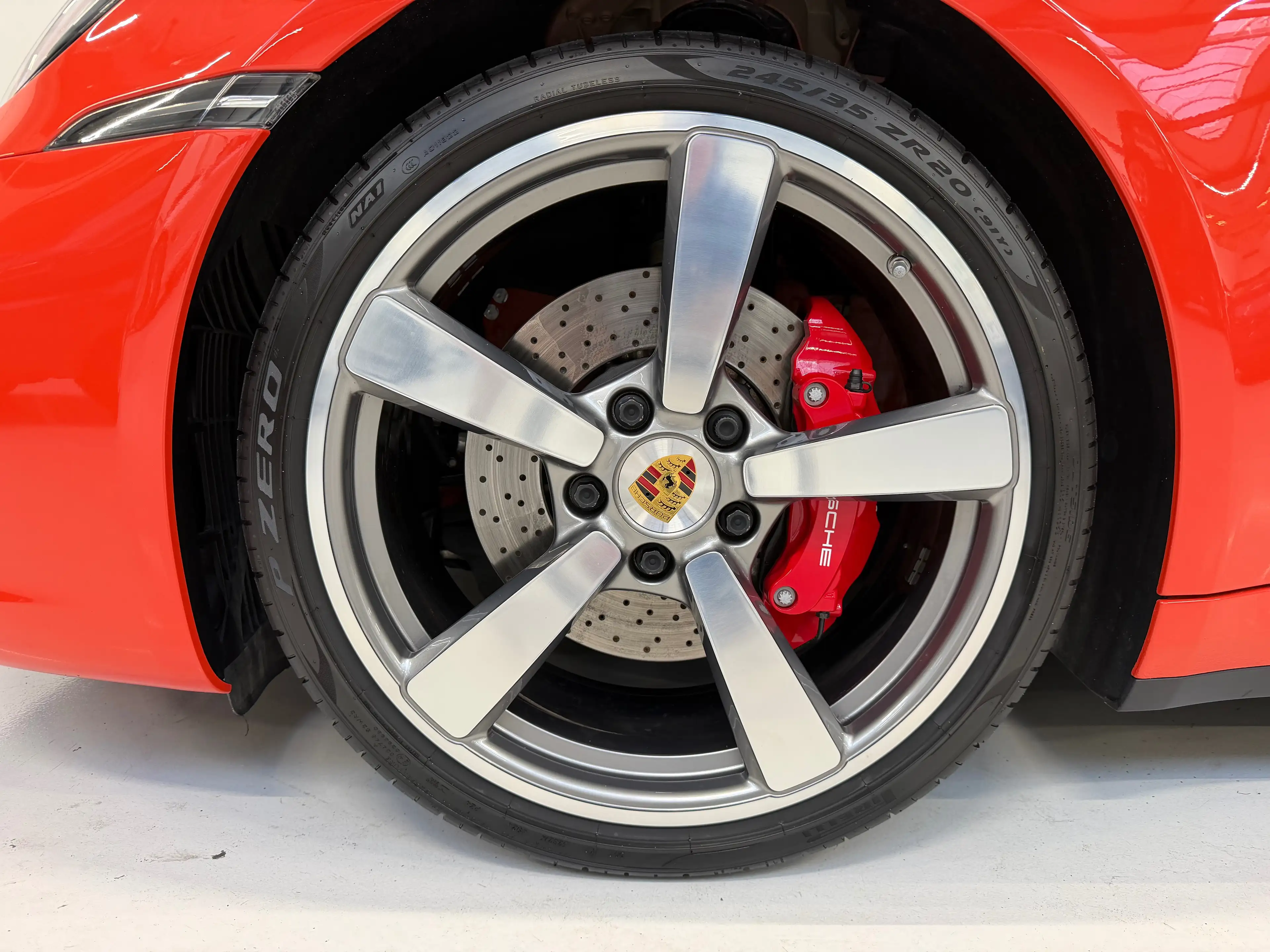 Porsche 911 992 Targa 4S *PTS Lava Orange* — photo 9