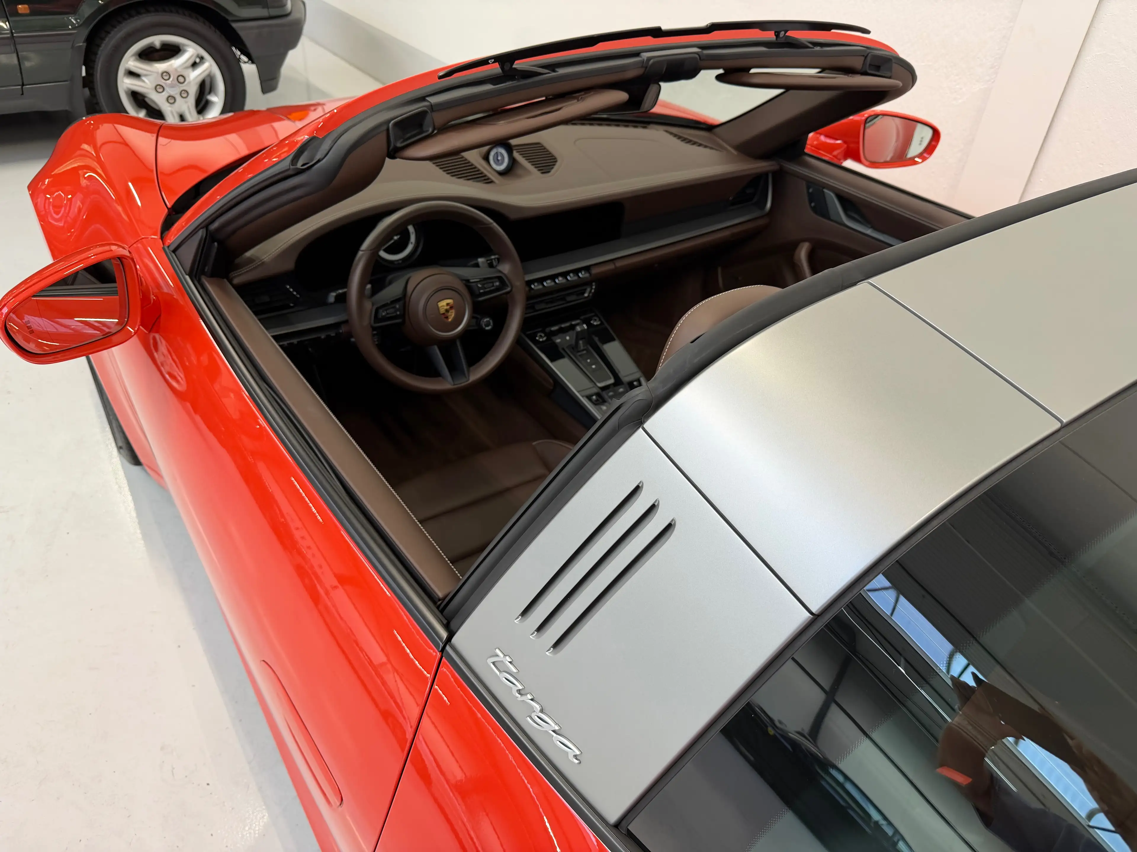 Porsche 911 992 Targa 4S *PTS Lava Orange* — photo 8