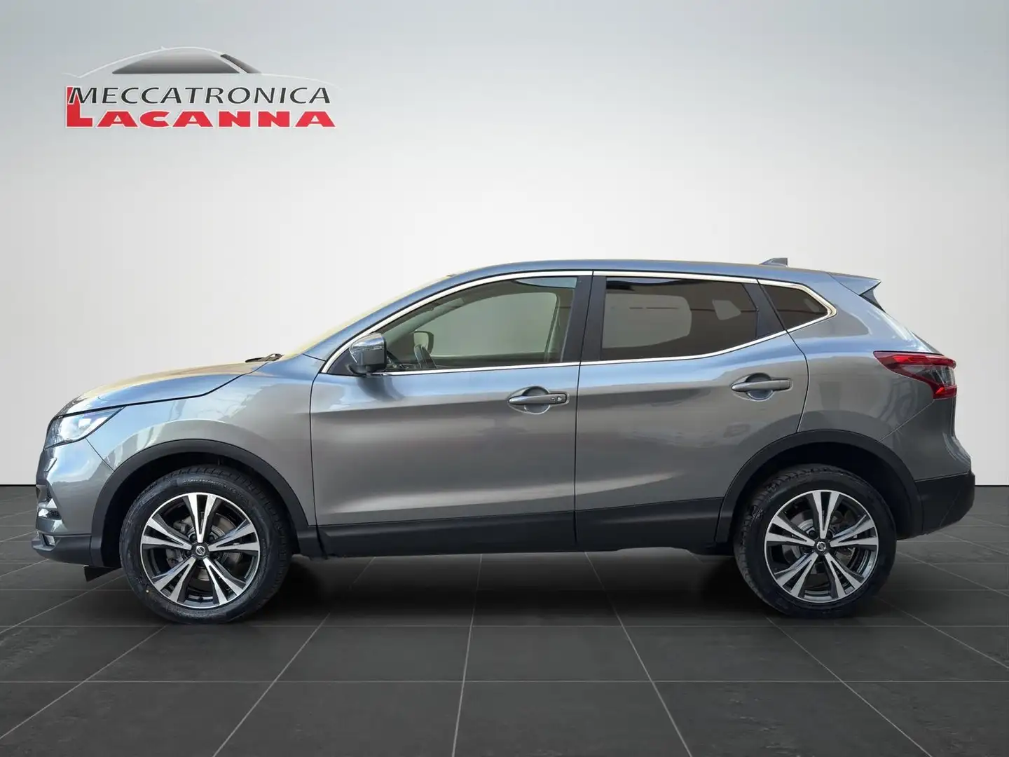 Nissan Qashqai Qashqai 1.6 dci 4x4 Gancio Traino 360° cam Grigio - 2