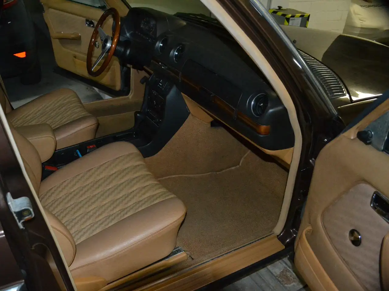 Mercedes-Benz Baureihe 123 280 E Automatik II Hand Sehr gepflegt Standheizung, foto 11