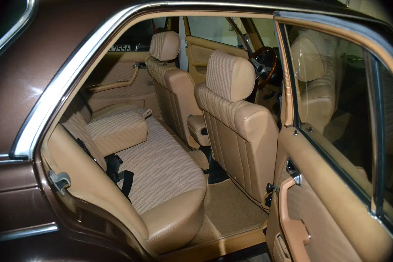 Mercedes-Benz Baureihe 123 280 E Automatik II Hand Sehr gepflegt Standheizung, foto 12