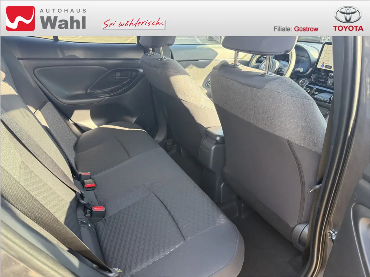 Toyota Yaris Cross 1.5 Hybrid FWD Teamplayer 8